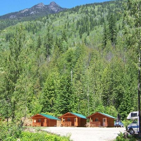 Noah'S Ark Campground Revelstoke Eksteriør bilde