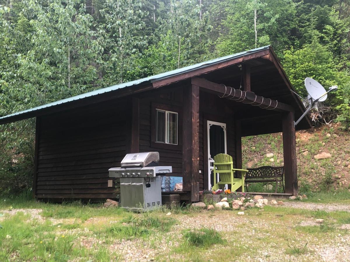 Noah'S Ark Campground Revelstoke Eksteriør bilde