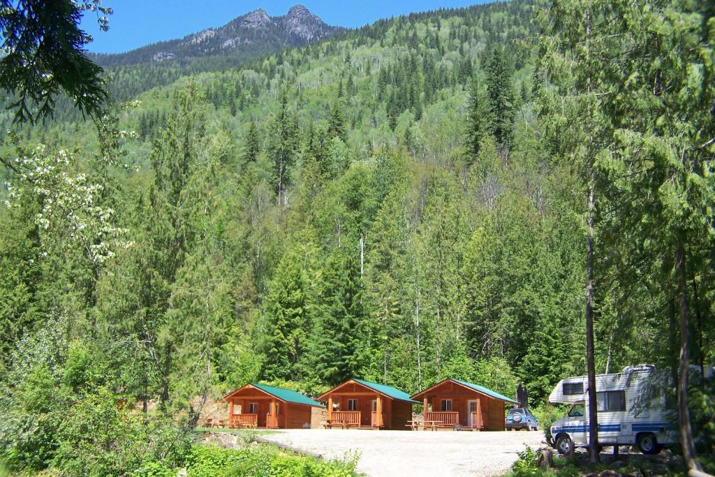 Noah'S Ark Campground Revelstoke Rom bilde