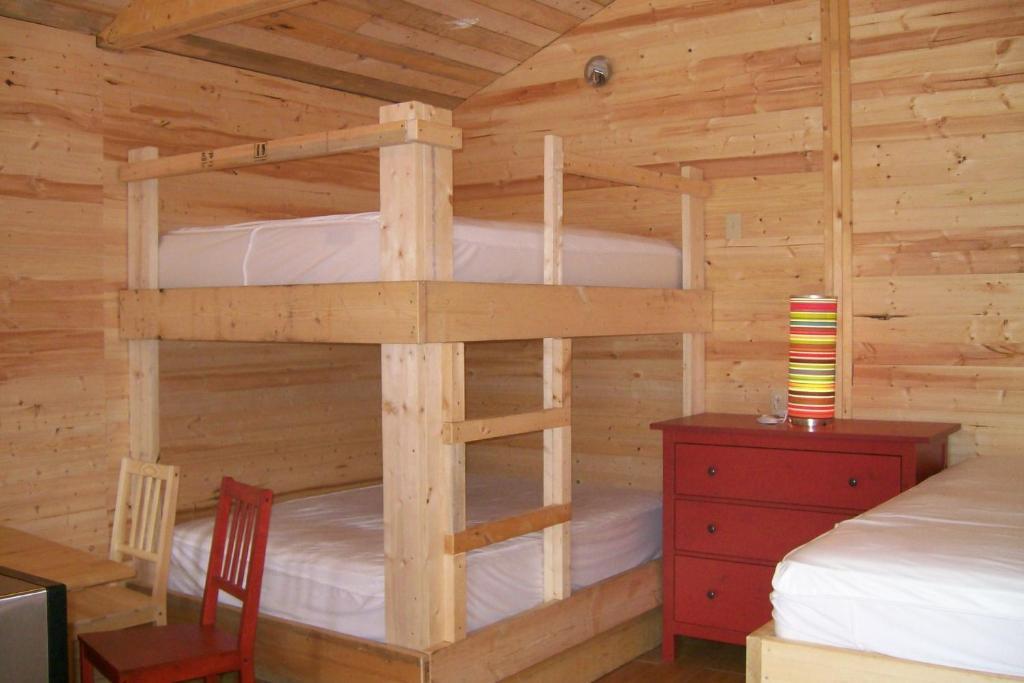 Noah'S Ark Campground Revelstoke Rom bilde